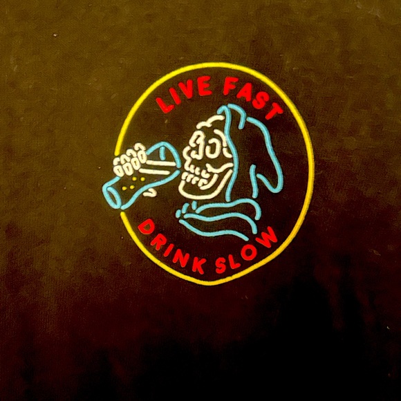 Last call company Live Fast Drink Slow black extra large T-shirt like new - Picture 2 of 4